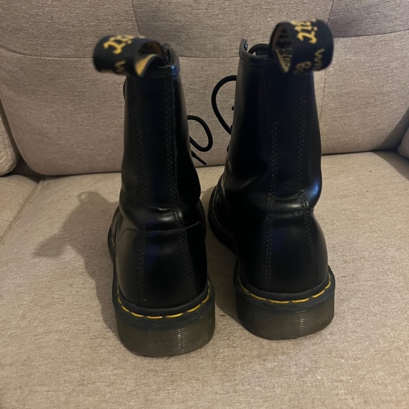 Dr. Martens 1460 Smooth Leather Lace Up Boots - Picture 3 of 15